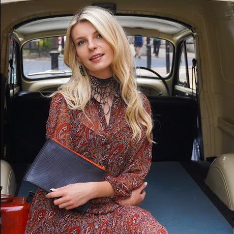 Lewis Essential Medium Flat Vegan Pouch - Eco Travel Pouch